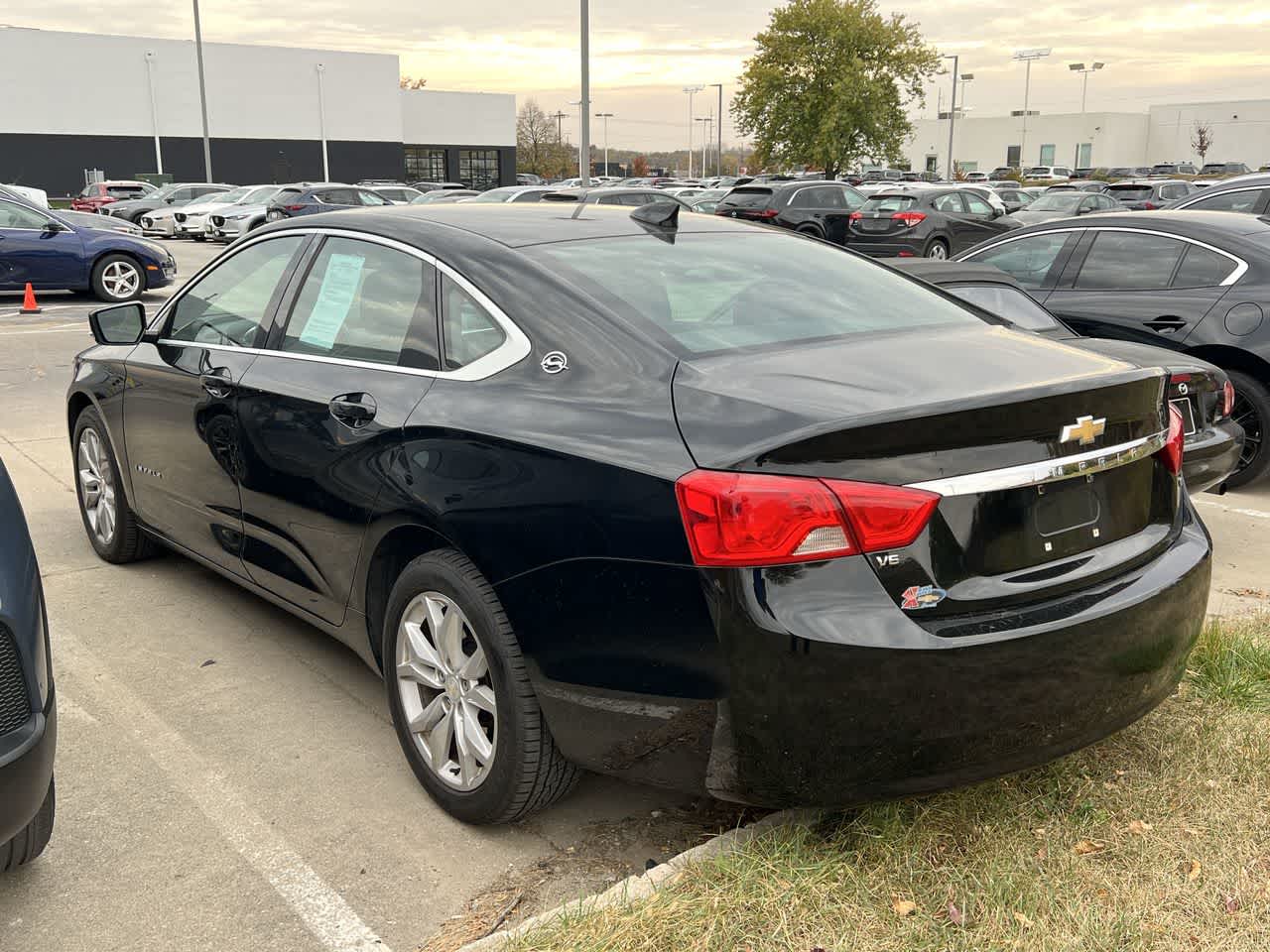 2017 Chevrolet Impala LT 2