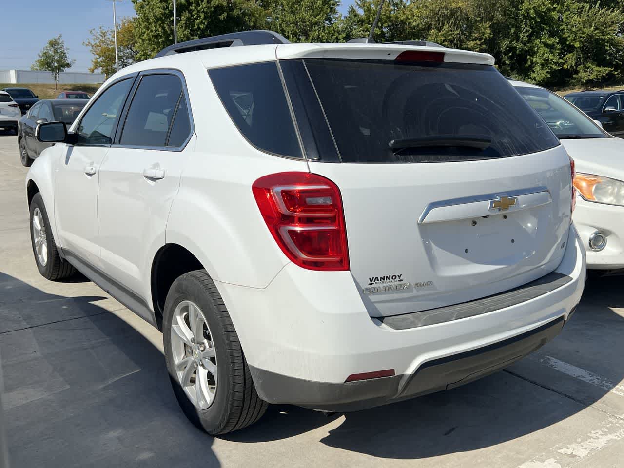 2017 Chevrolet Equinox LT 2