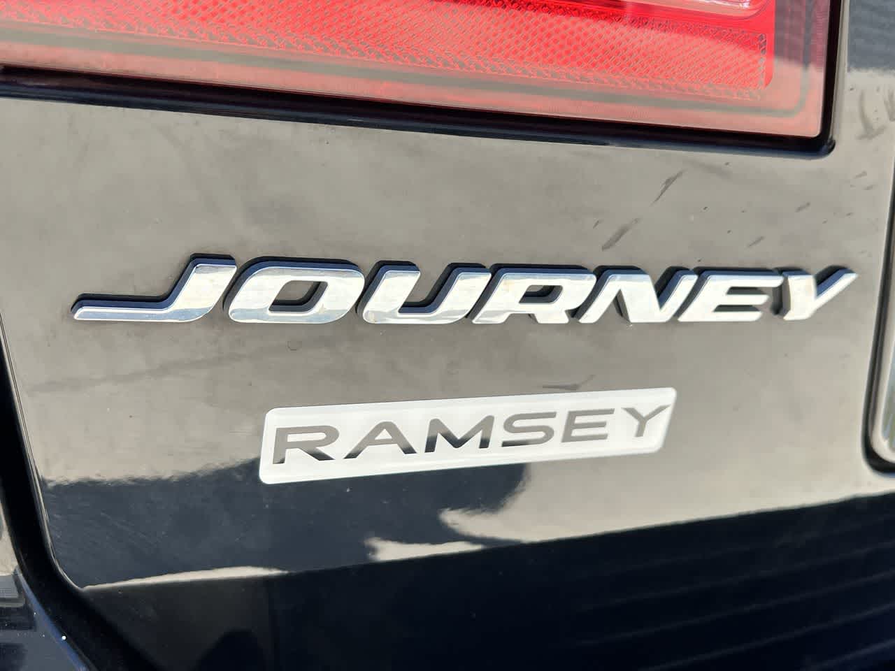 2019 Dodge Journey SE 12
