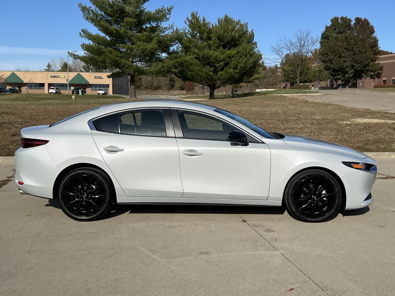 2025 Mazda MAZDA3 2.5 S Select Sport 7