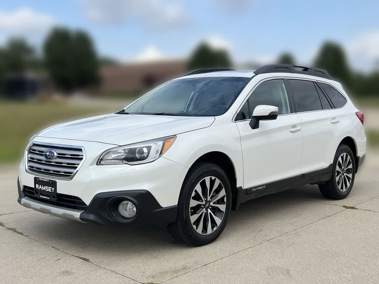 2017 Subaru Outback Limited 1