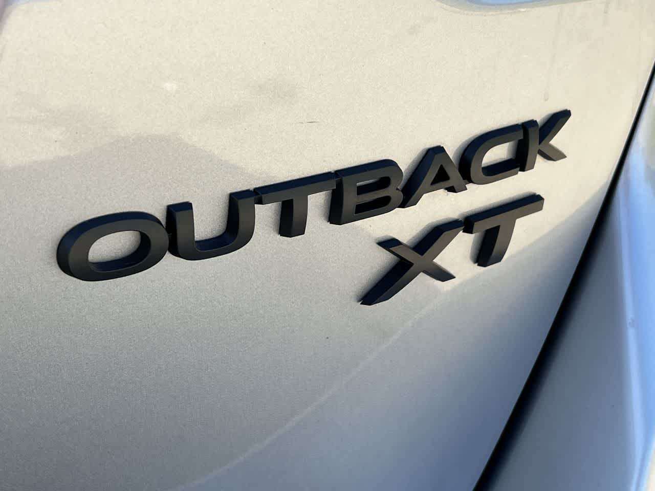 2020 Subaru Outback Onyx Edition XT 12