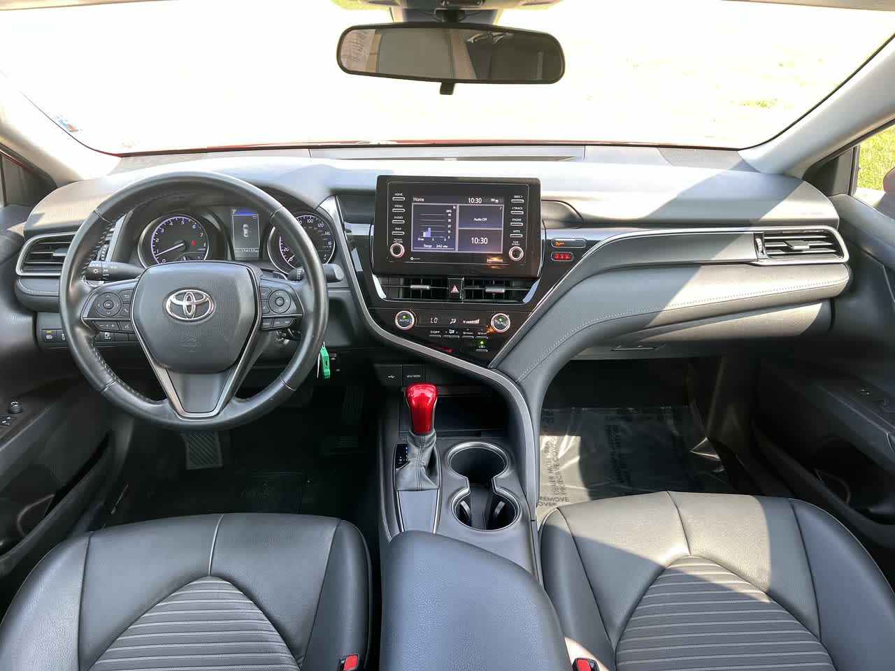 2021 Toyota Camry SE 14