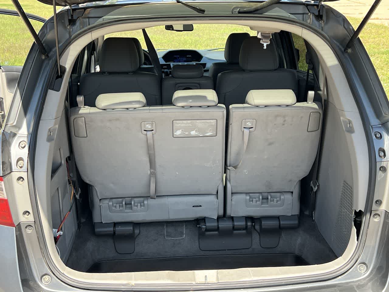 2011 Honda Odyssey EX-L 32