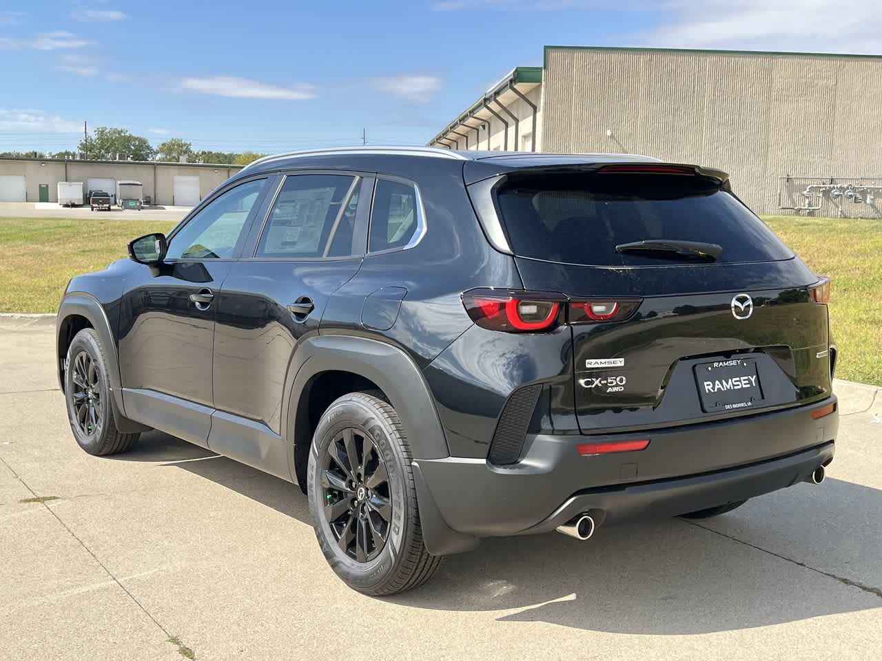 2024 Mazda CX-50 2.5 S Select Package 3