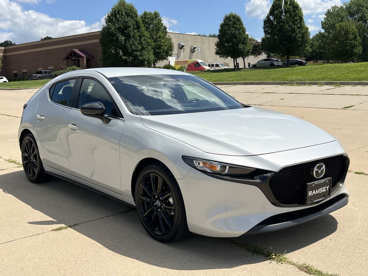 2024 Mazda Mazda3 Hatchback 2.5 S Select Sport 8