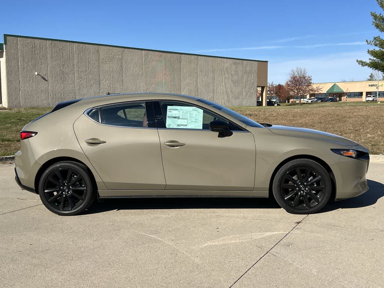 2025 Mazda Mazda3 Hatchback 2.5 Carbon Turbo 7