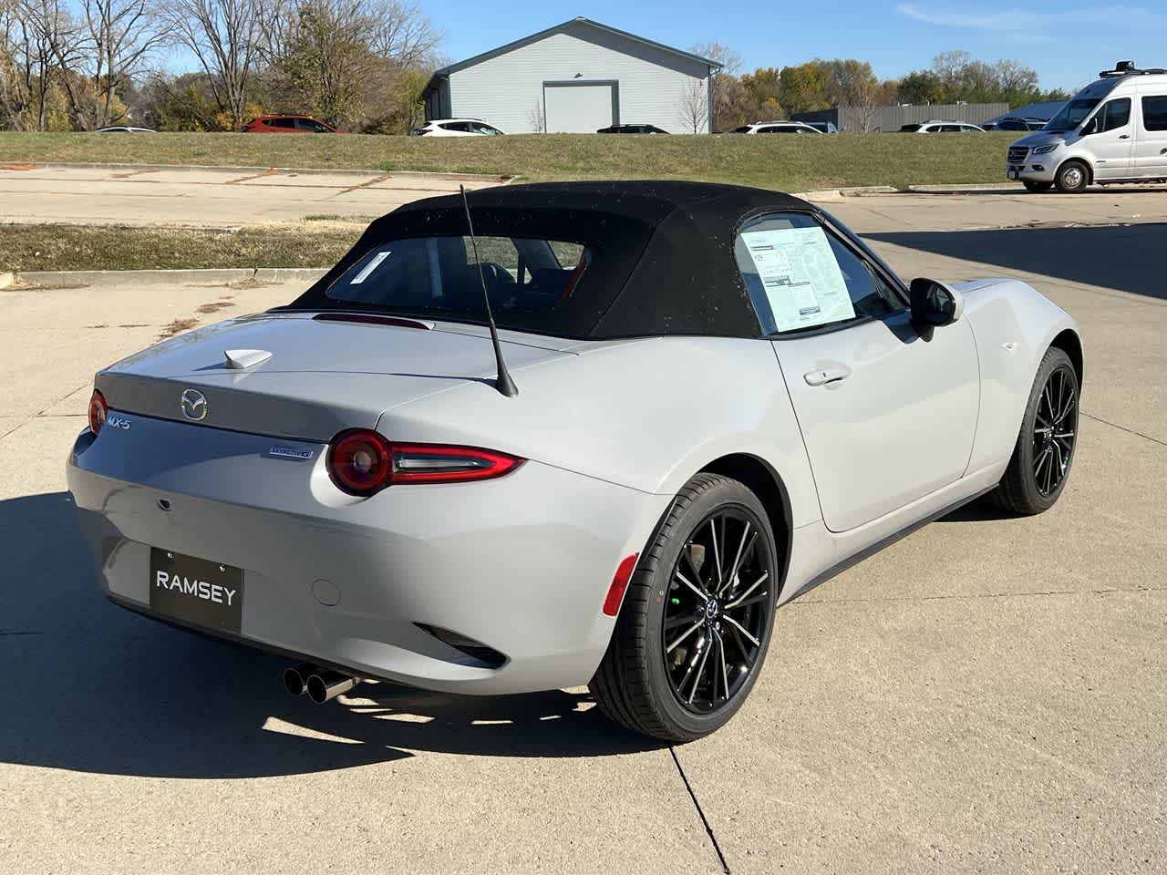 2024 Mazda MX-5 Miata Grand Touring 6