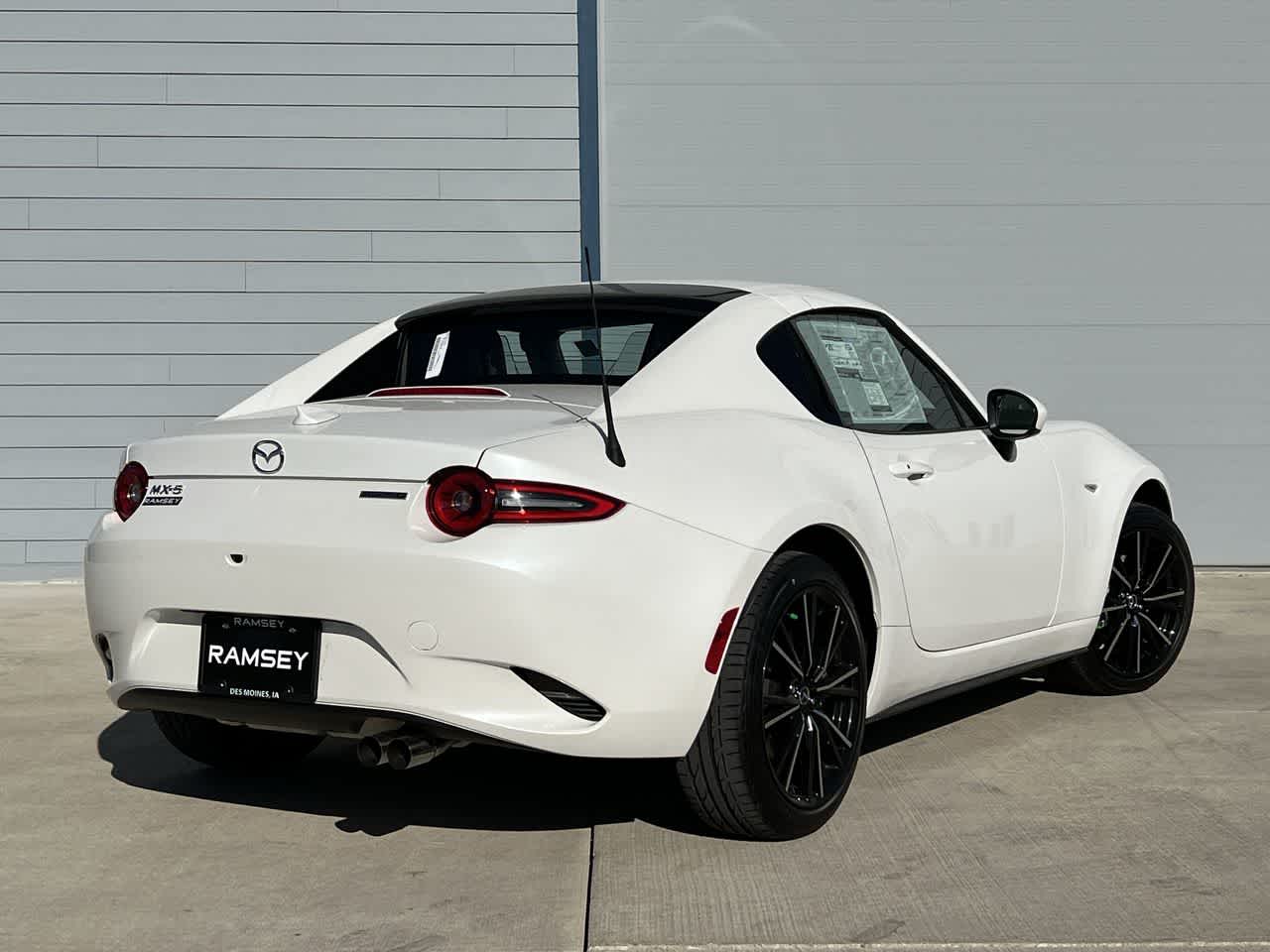 2024 Mazda MX-5 Miata RF Grand Touring 6