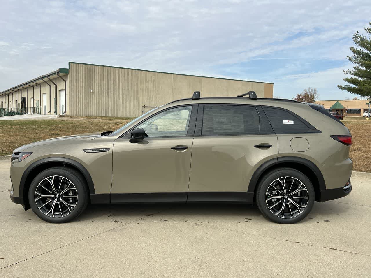 2025 Mazda CX-70 PHEV Premium Package 3