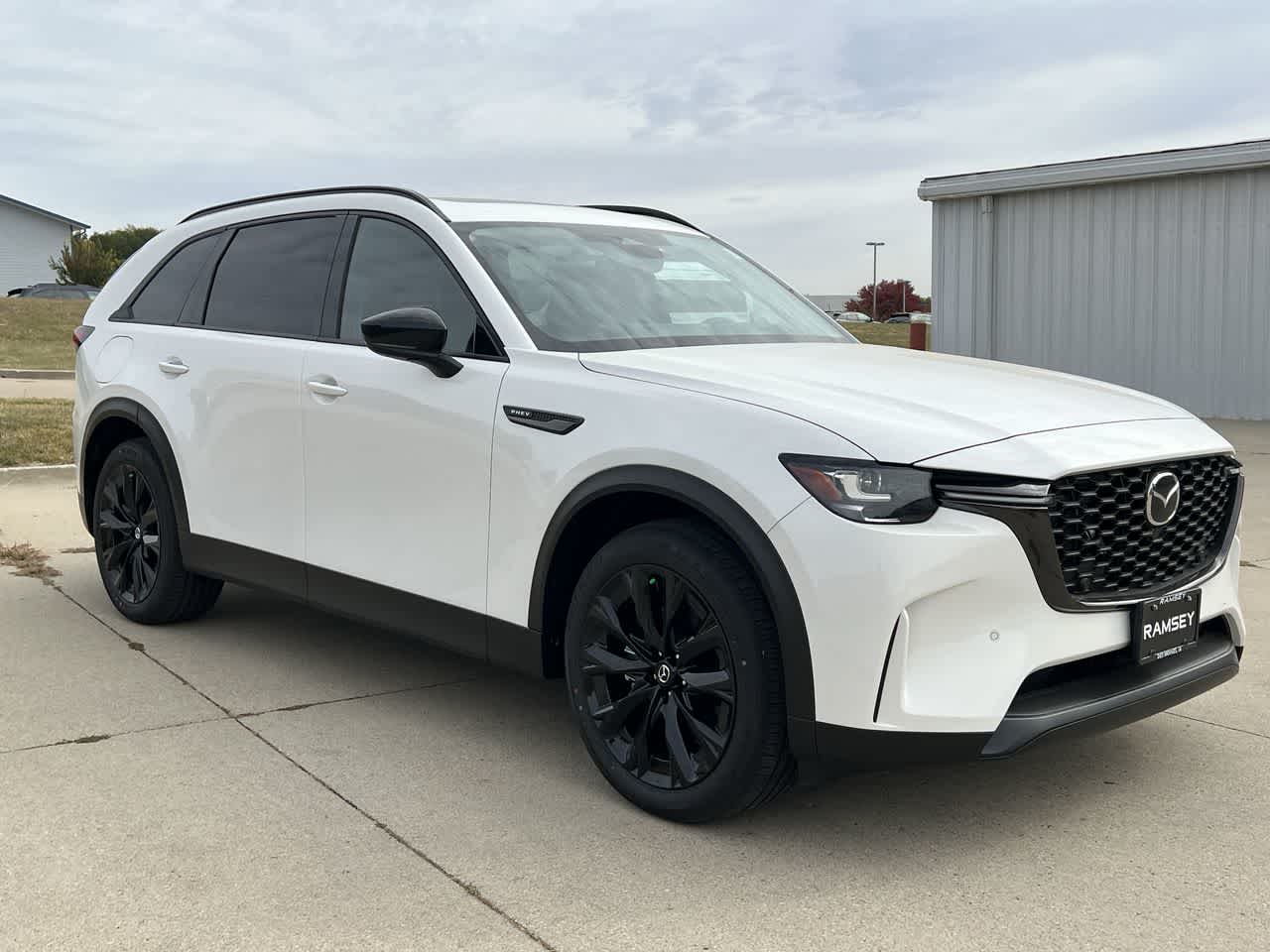 2025 Mazda CX-90 PHEV Premium Sport 8