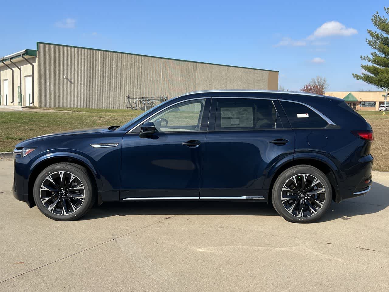 2025 Mazda CX-90 S Premium Package 3