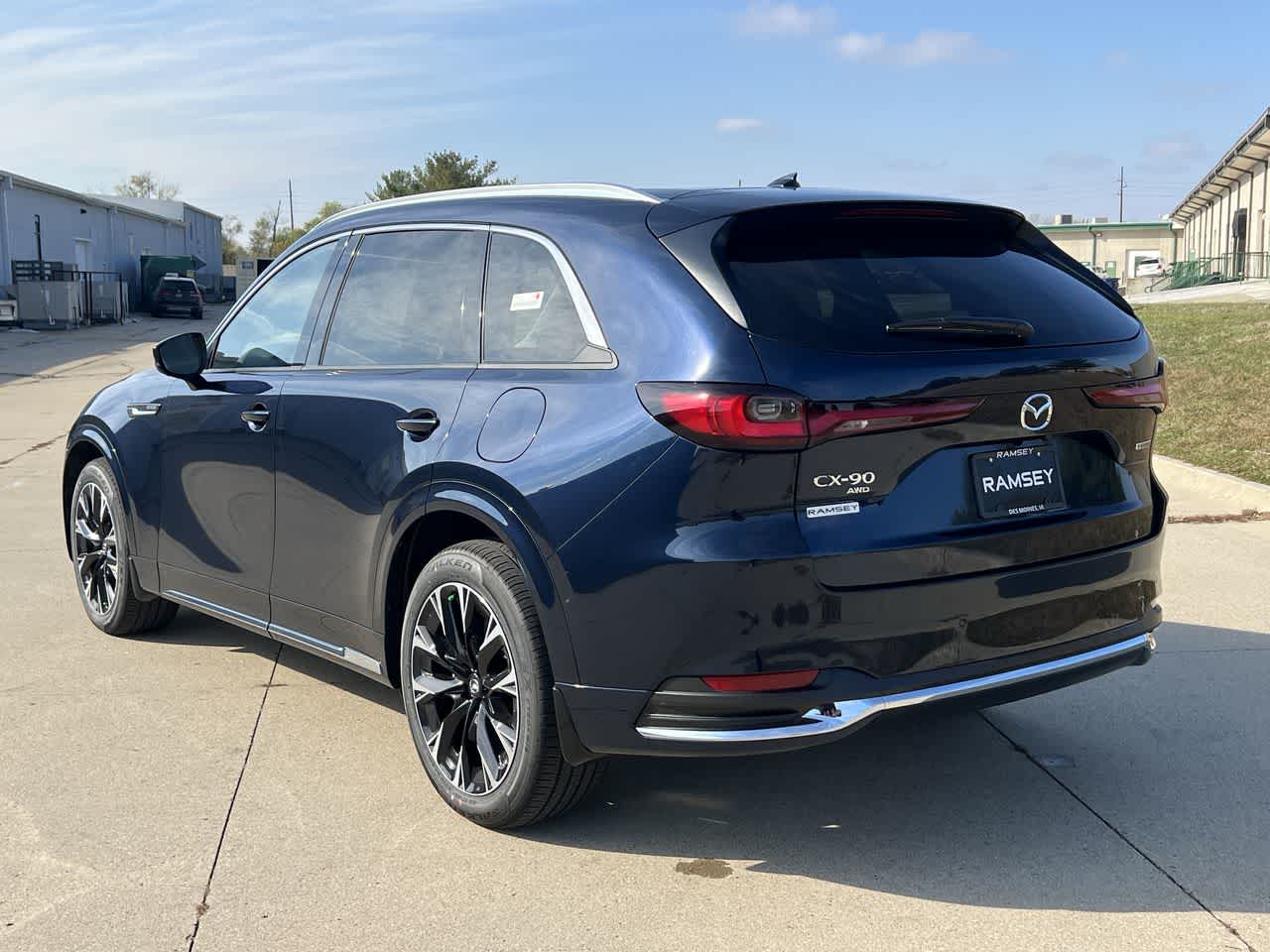 2025 Mazda CX-90 S Premium Package 4