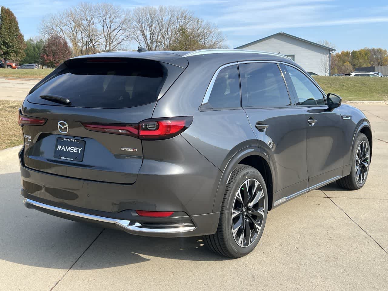 2025 Mazda CX-90 S Premium Package 6