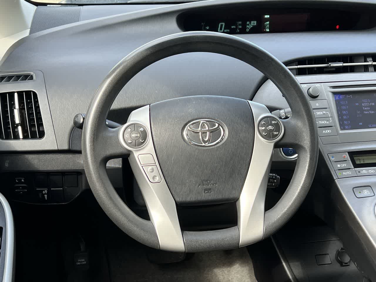 2013 Toyota Prius Two 20