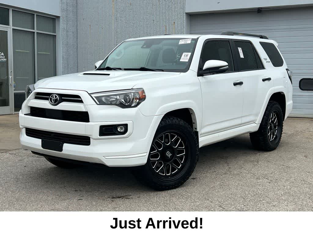 White 2022 Toyota 4Runner TRD Sport 4WD SUV / Crossover Four-Wheel Drive 5-Speed Automatic
