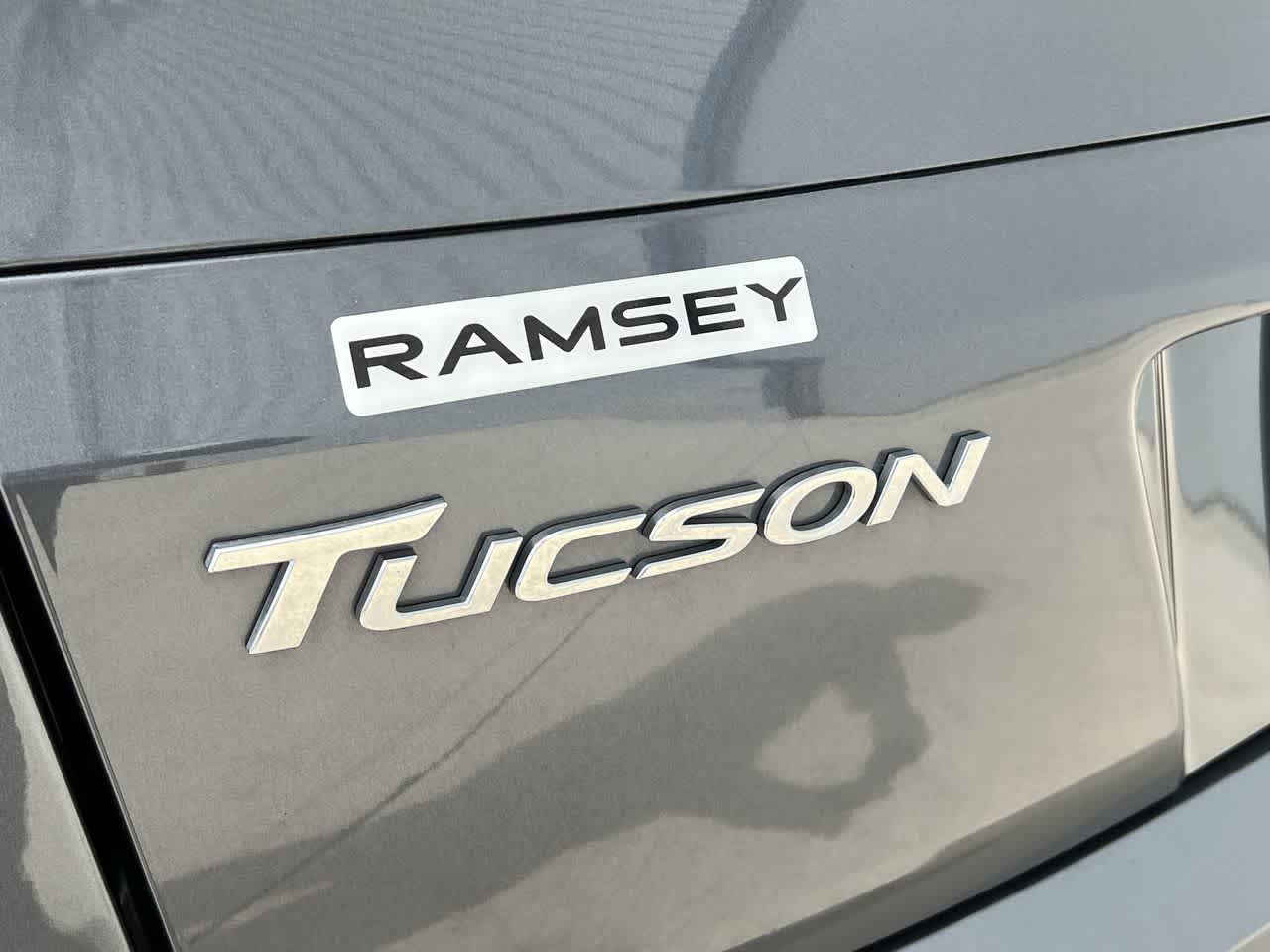 2016 Hyundai Tucson SE 12