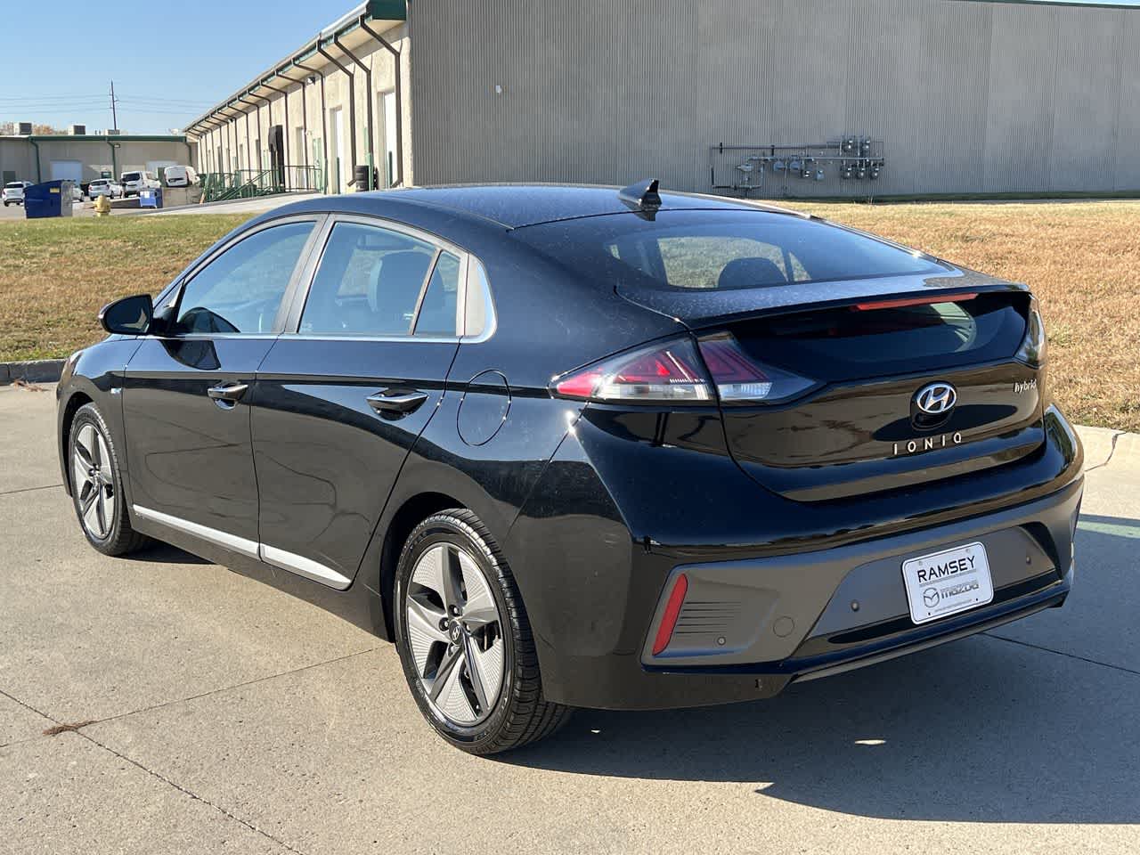 2020 Hyundai IONIQ Hybrid Limited 4