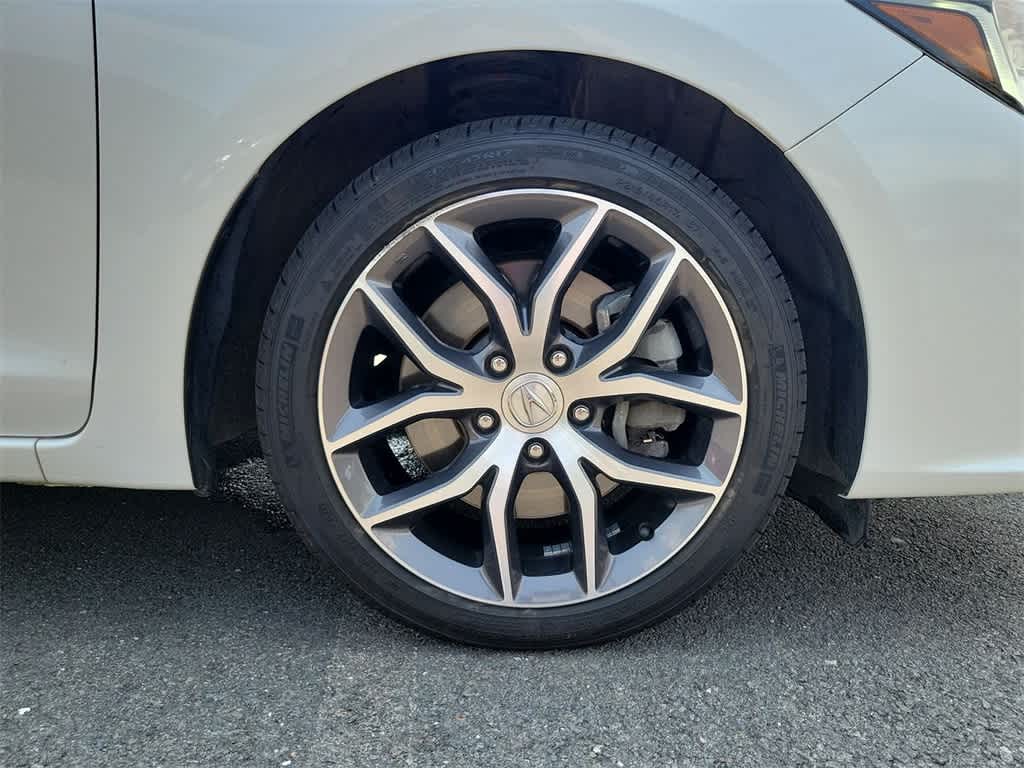 2020 Acura ILX w/Premium Pkg 23