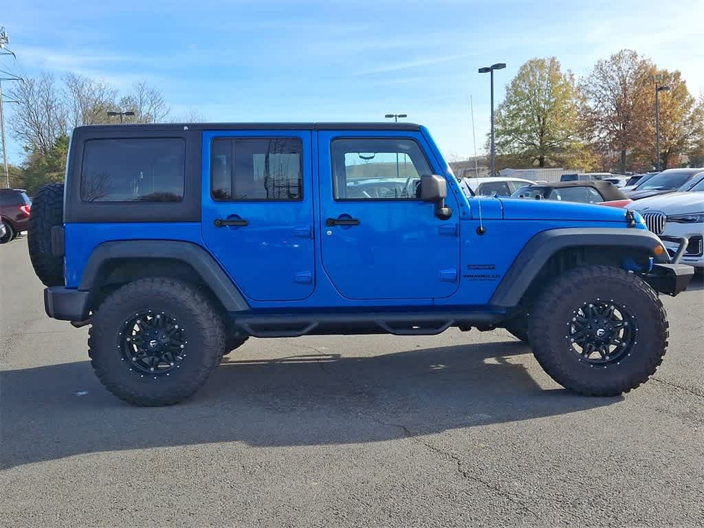 2016 Jeep Wrangler Unlimited Sport 25