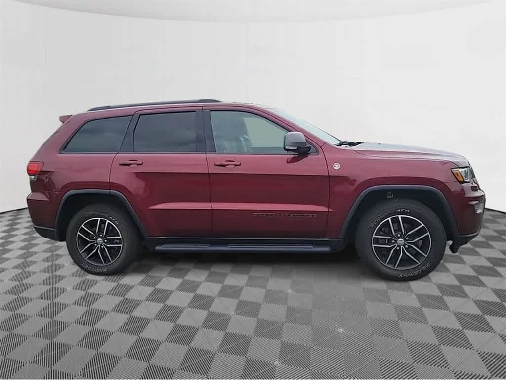 2017 Jeep Grand Cherokee Trailhawk 9