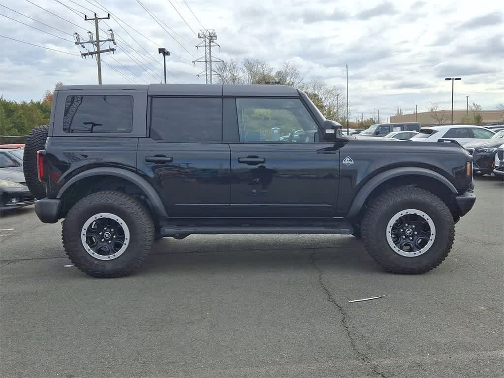 2024 Ford Bronco Outer Banks 24