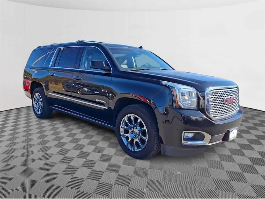 2015 GMC Yukon XL Denali 2