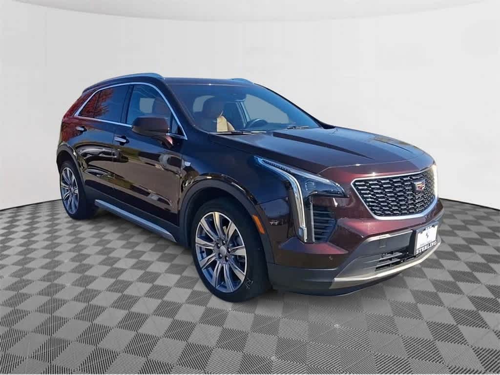 2020 Cadillac XT4 AWD Premium Luxury 2