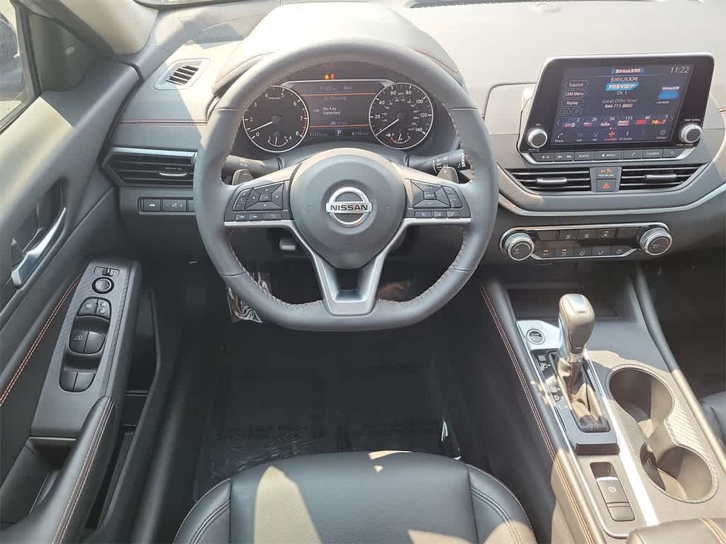 2022 Nissan Altima 2.5 SR 21