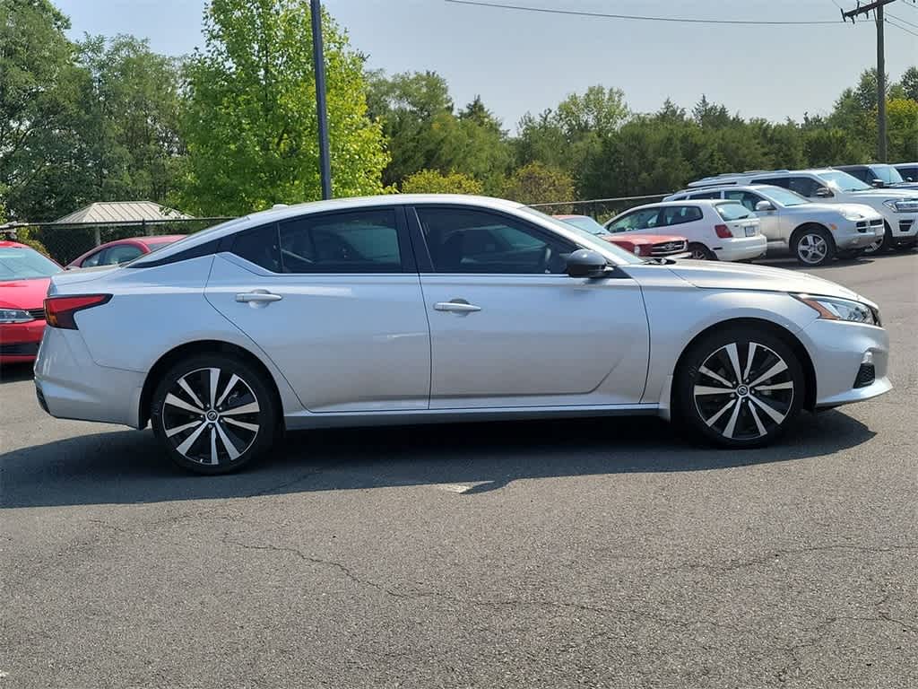 2022 Nissan Altima 2.5 SR 25