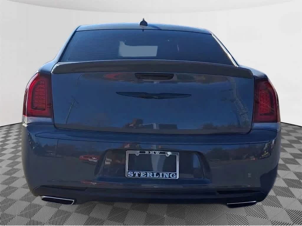 2019 Chrysler 300 Touring 7