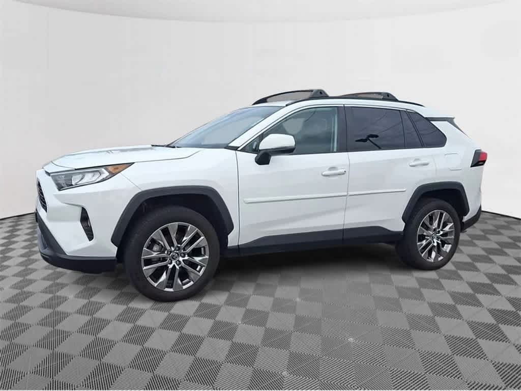 2019 Toyota RAV4 XLE Premium 4