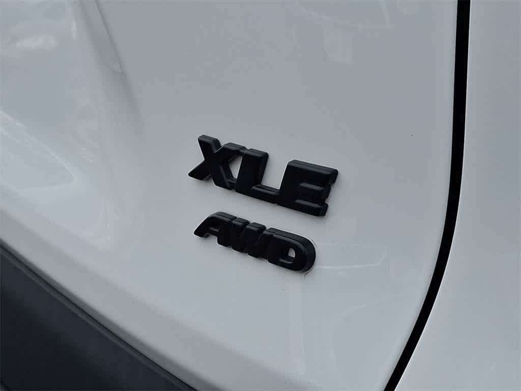 2019 Toyota RAV4 XLE Premium 23