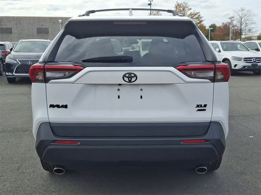 2019 Toyota RAV4 XLE Premium 22