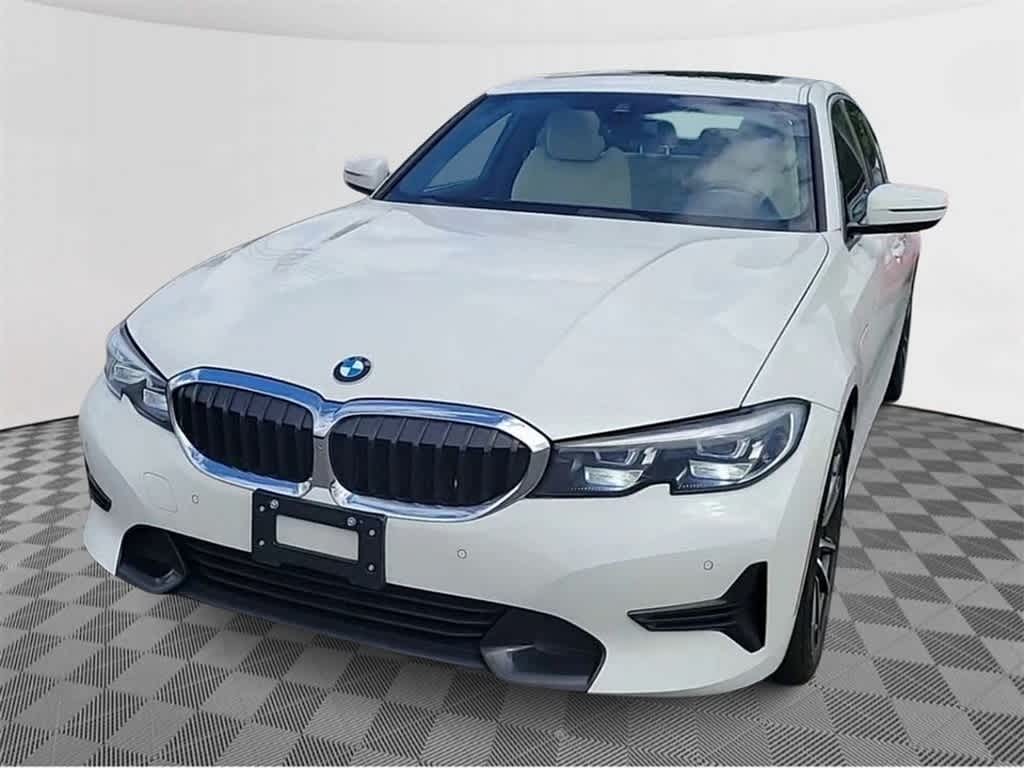 2021 BMW 3 Series 330e xDrive 3