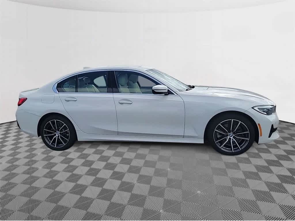 2021 BMW 3 Series 330e xDrive 9