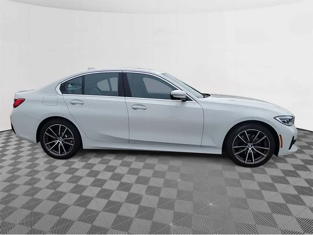 2021 BMW 3 Series 330i xDrive 9