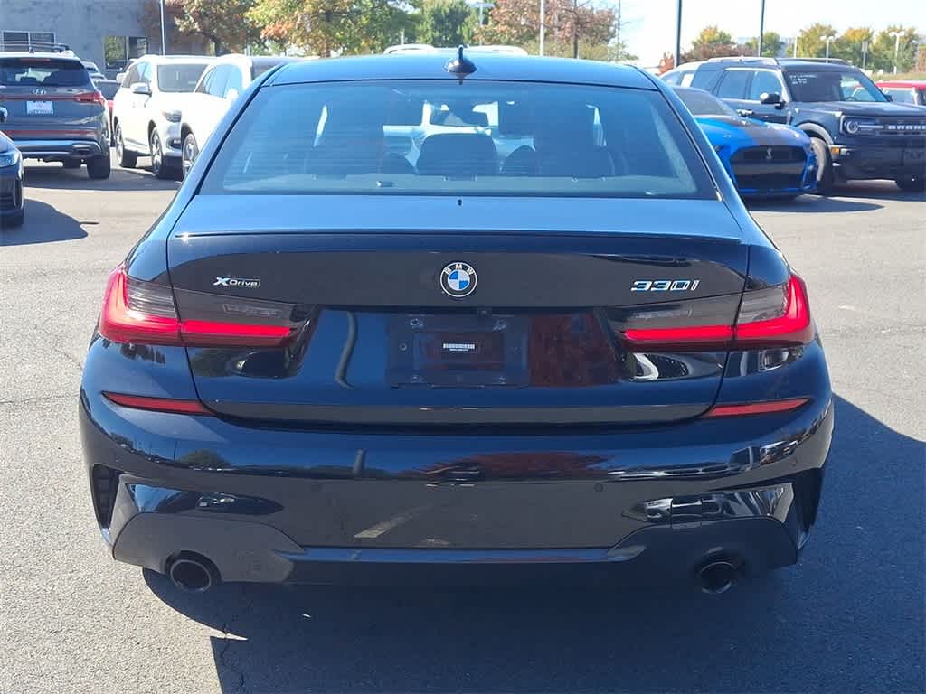 2022 BMW 3 Series 330i xDrive 23