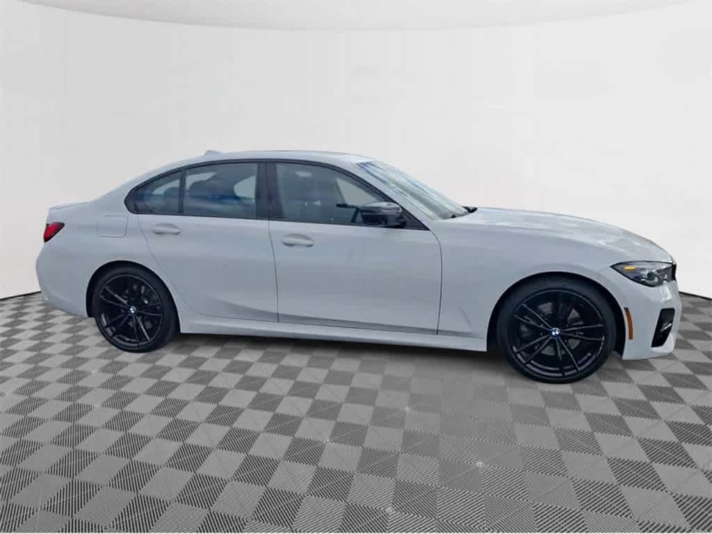 2022 BMW 3 Series 330i xDrive 9