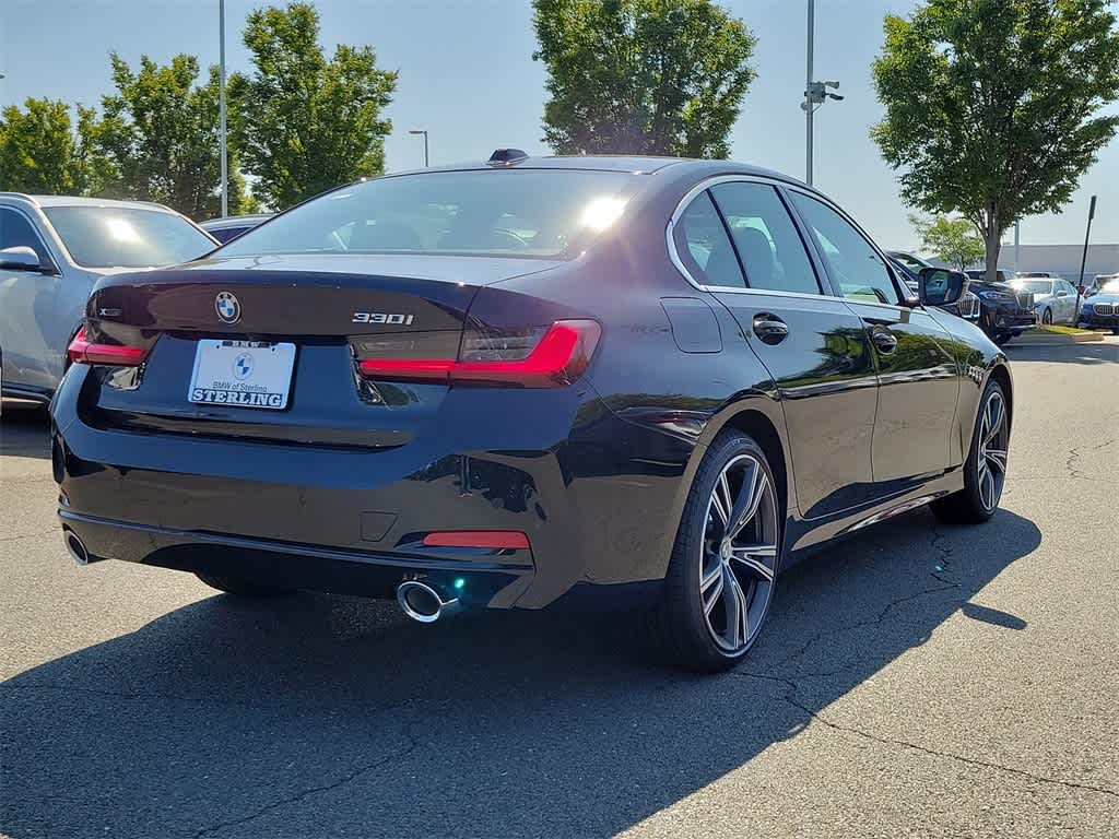 2024 BMW 3 Series 330i xDrive 3