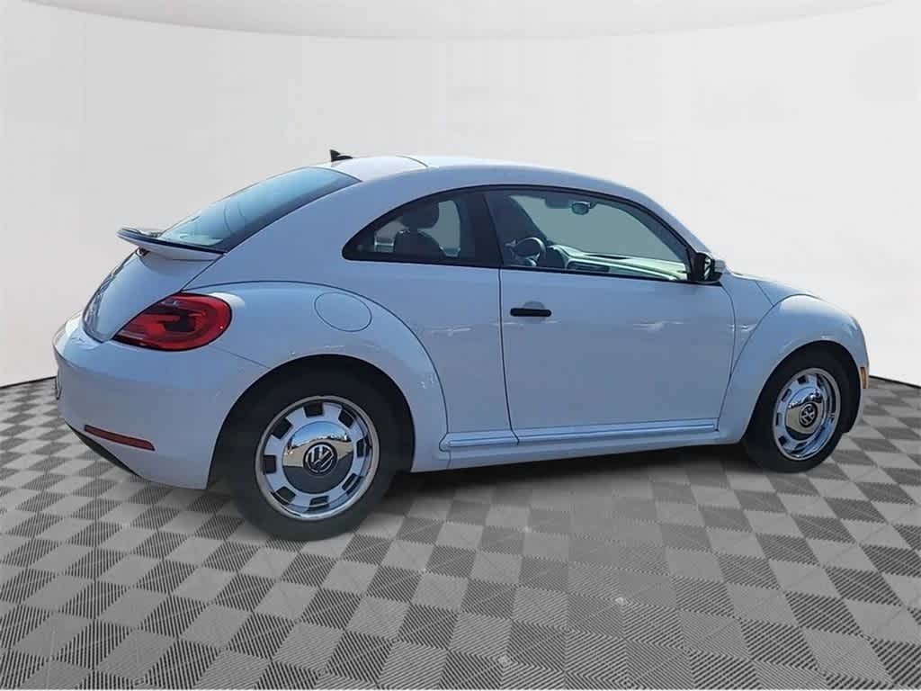 2015 Volkswagen Beetle 1.8T Classic 8