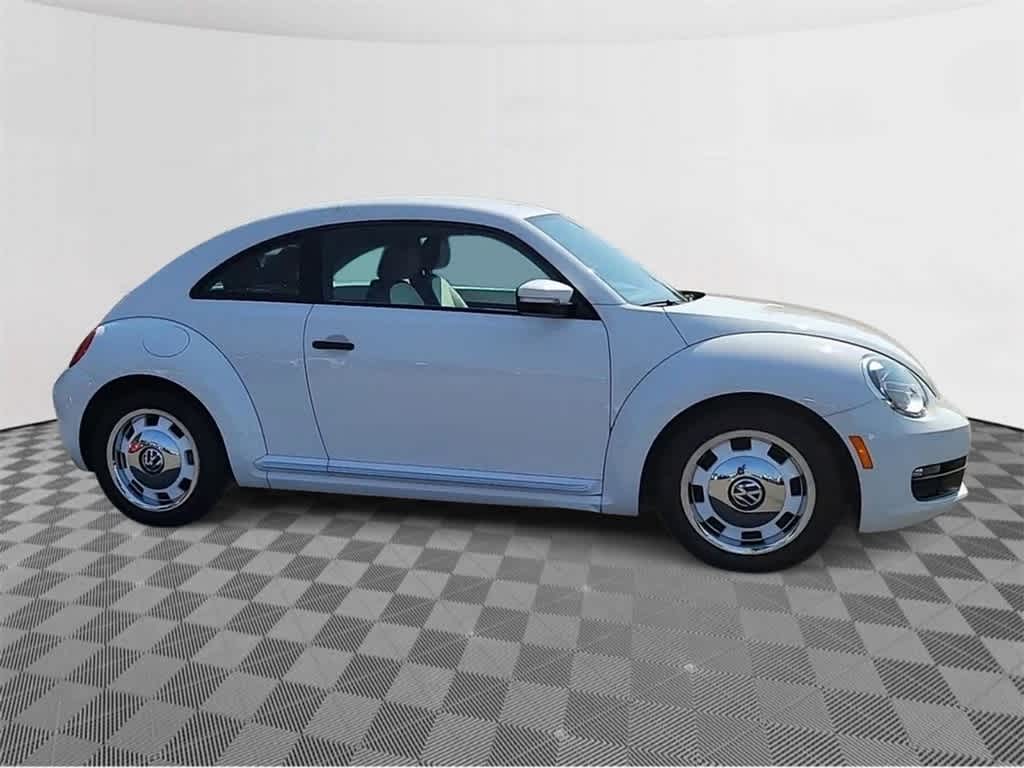 2015 Volkswagen Beetle 1.8T Classic 9