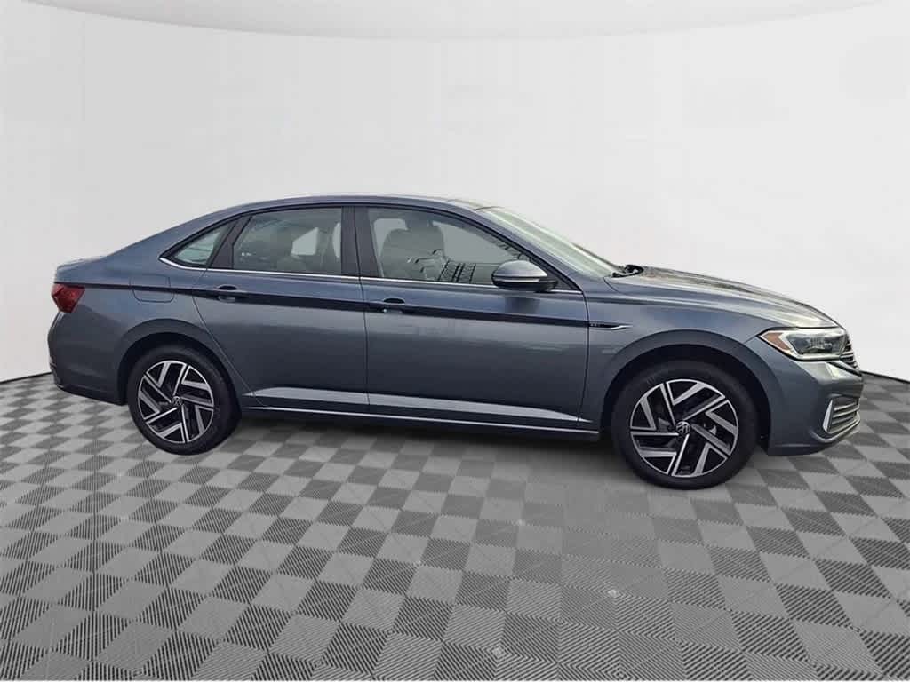 2022 Volkswagen Jetta SEL 9