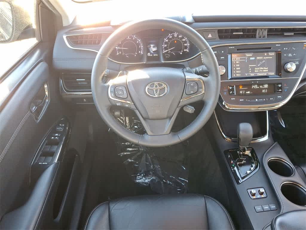 2016 Toyota Avalon XLE 21