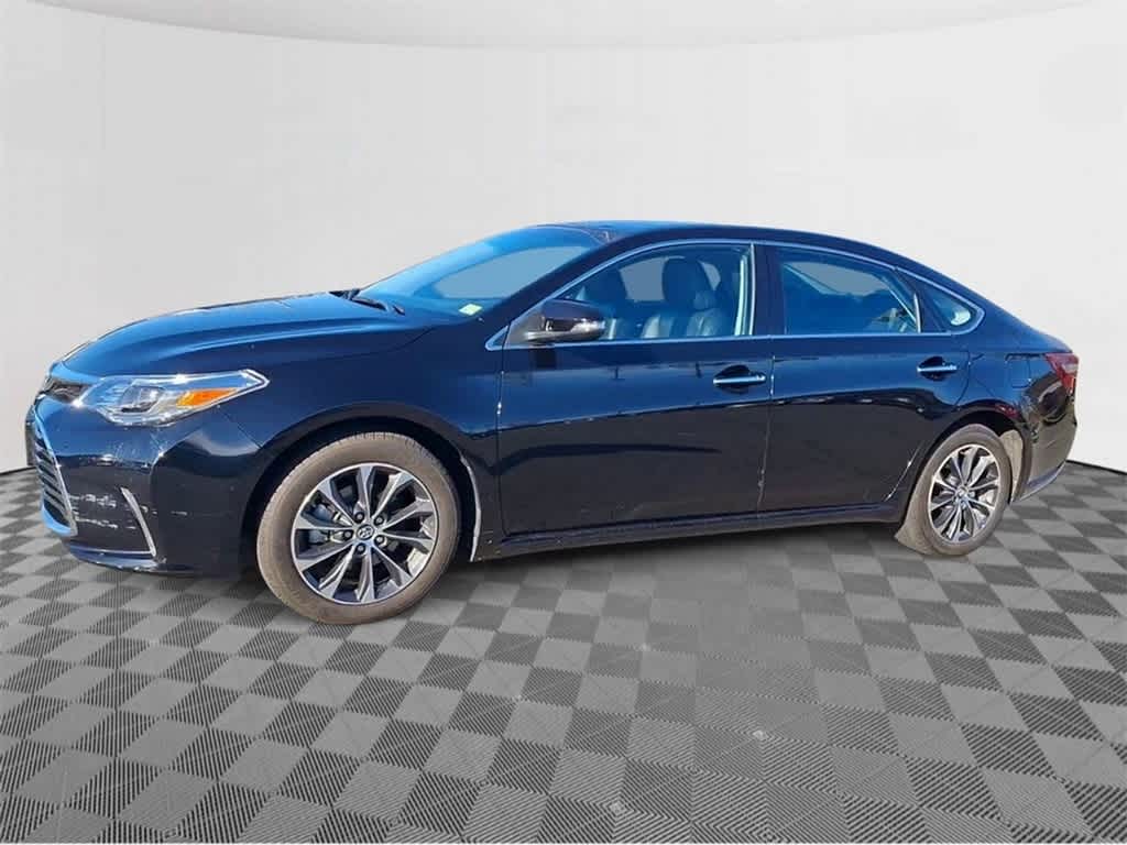 2016 Toyota Avalon XLE 4