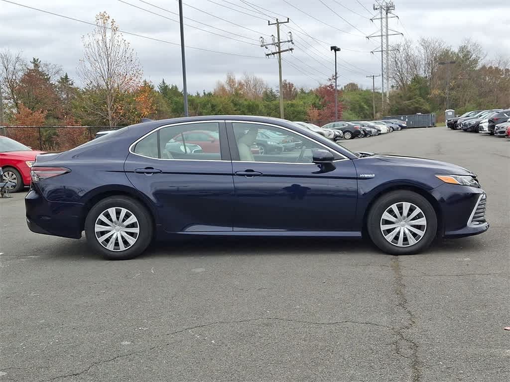 2021 Toyota Camry Hybrid LE 24