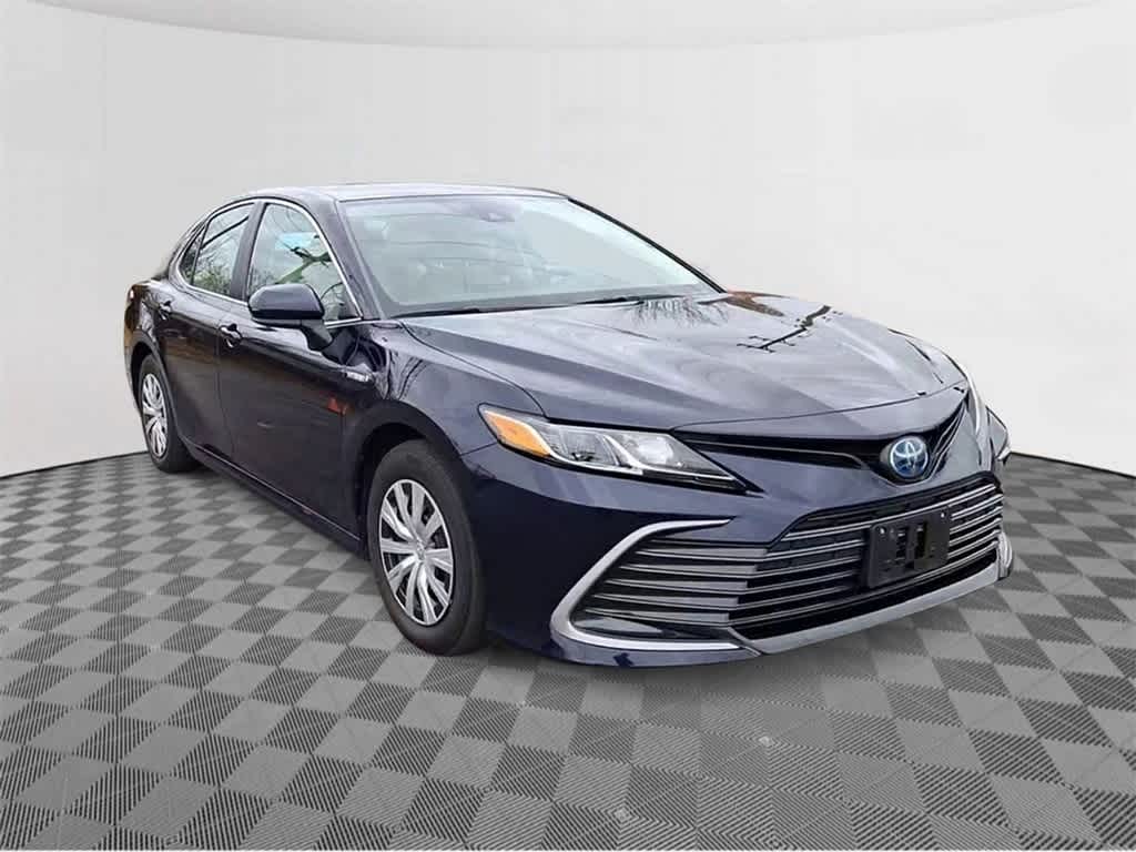 2021 Toyota Camry Hybrid LE 2