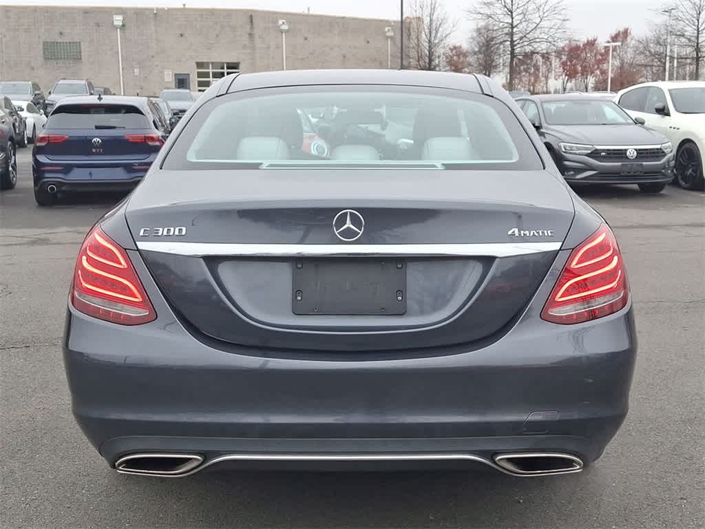 2015 Mercedes-Benz C-Class C 300 23