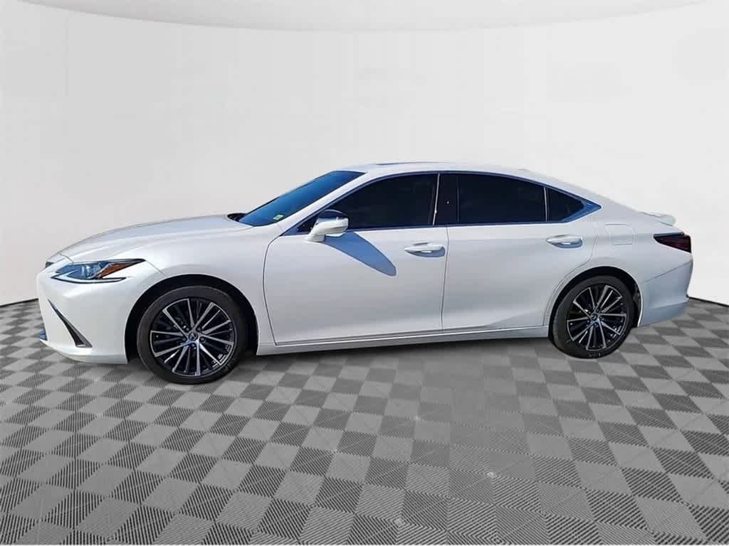 2022 Lexus ES  4