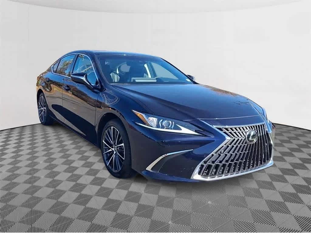 2023 Lexus ES  2